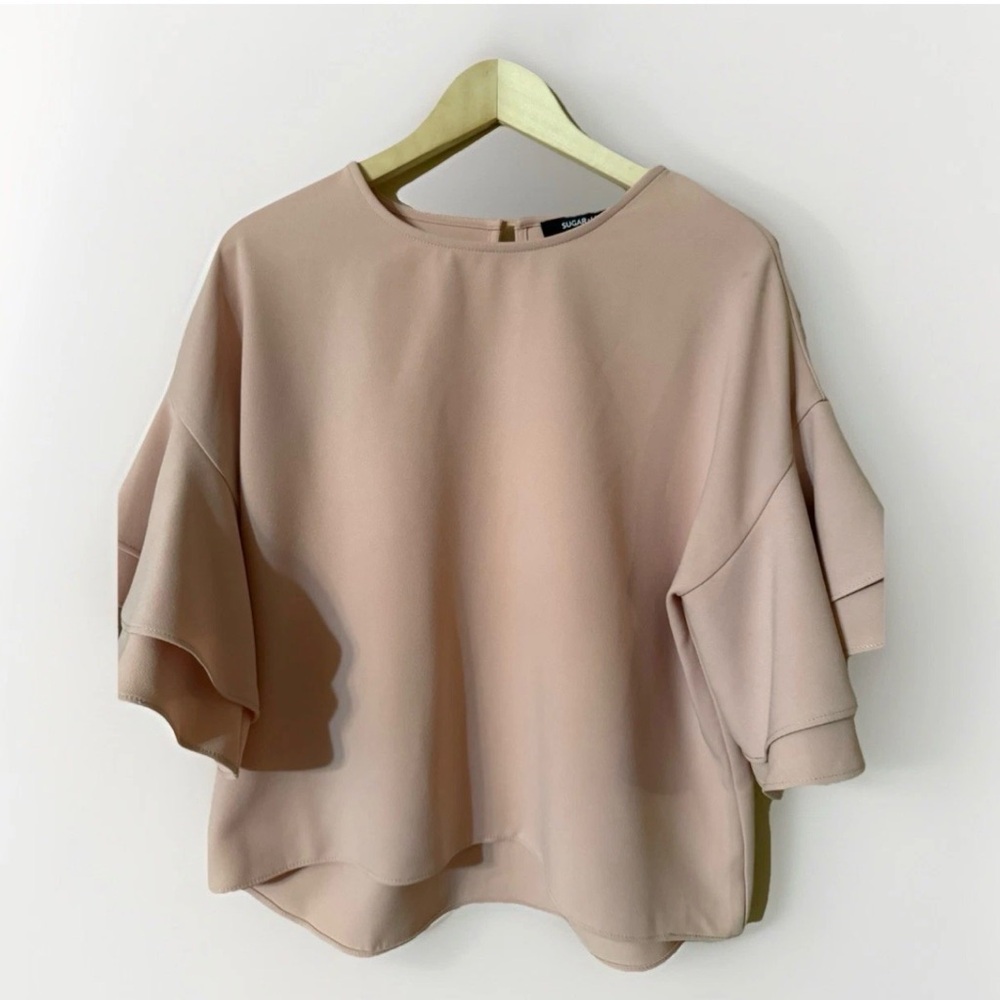 Sugar Lios pink blush short pullover blouse with flutter sleeves